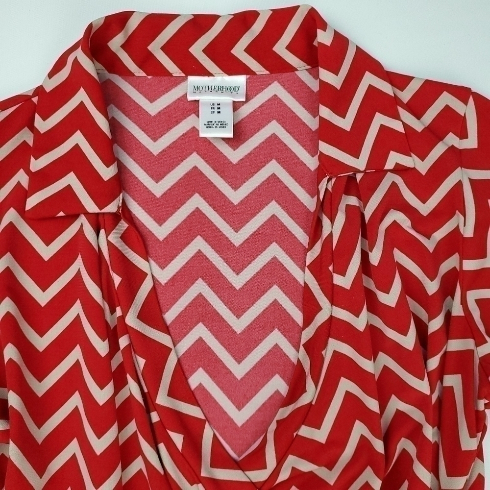 🔴 Motherhood Red Tan Chevron Faux Wrap Top Med - Picture 2 of 13